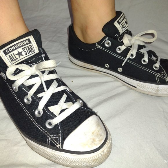 Converse Chuck Taylors black sneakers - Picture 8 of 8
